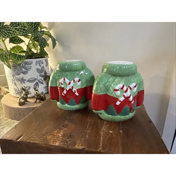 Christmas Holiday Salt and Pepper Shaker Set - Snowman‎ and Santa Ugly Christmas - Picture 1 of 7